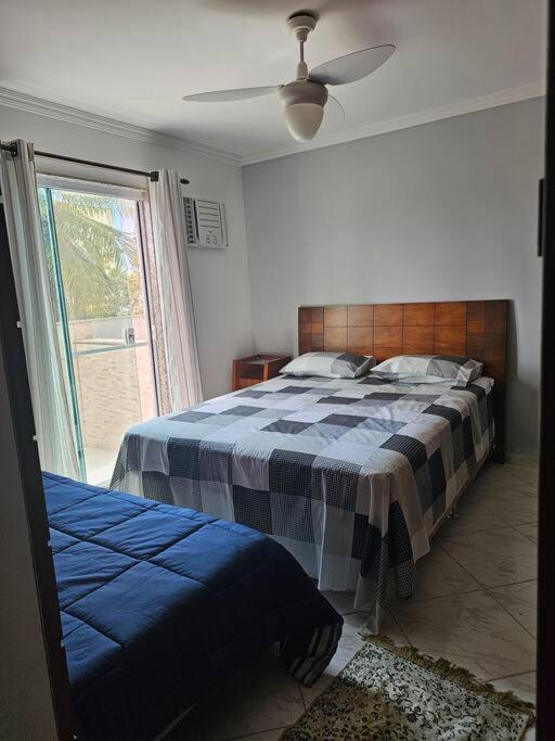 Rumah liburan Casa Da A 300 Mts Do Mar E Piscina Privativa