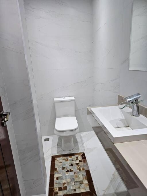 Rumah liburan Casa Da A 300 Mts Do Mar E Piscina Privativa